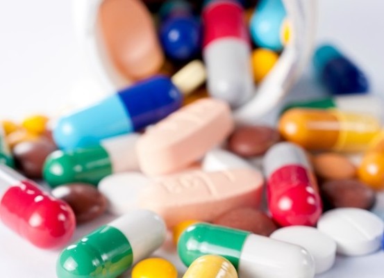Vitamin Supplement and Sports Nutrition Retailer