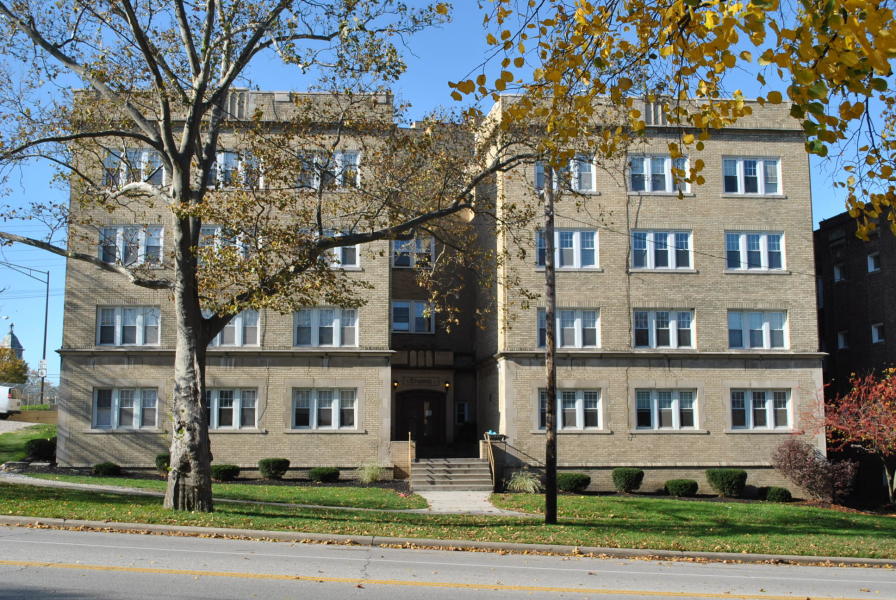 For Sale 42 Unit Apartment Property Cleveland, OH