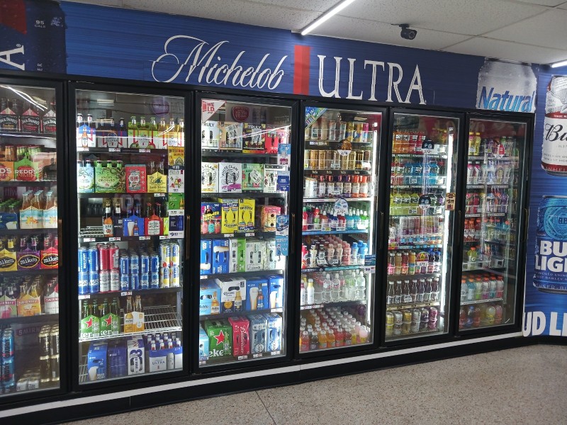 For Sale Beautiful Gas Station with Property in Eastman, GA