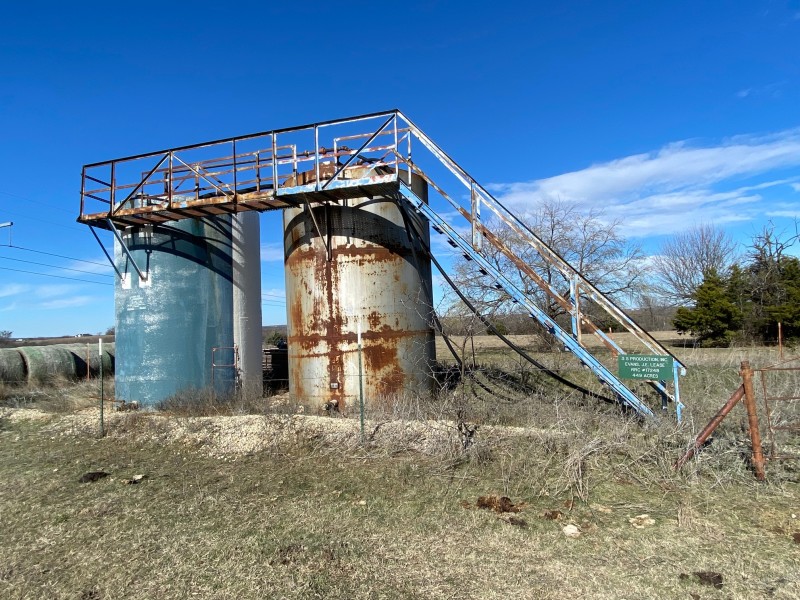 For Sale Shallow Low Maintenance Producing Oil Well