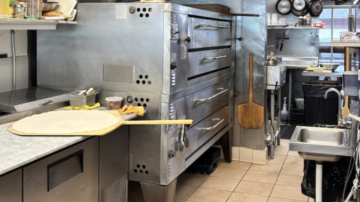 High-Traffic Pizzeria for Sale in New York