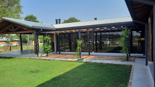 10,000 has-- 24,700 acres Cattle Ranch Paraguay