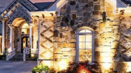 Outdoor Lighting Franchise with 100+ Locations