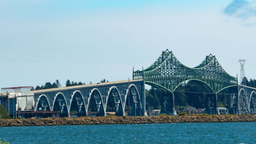 New! High-Visibility Bend, OR Small Animal Clinic