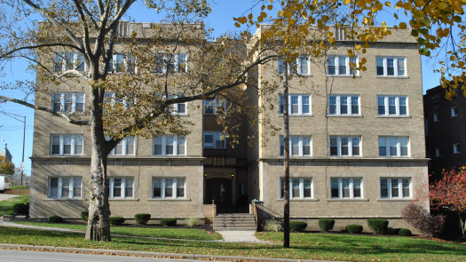 42 Unit Apartment Property For Sale