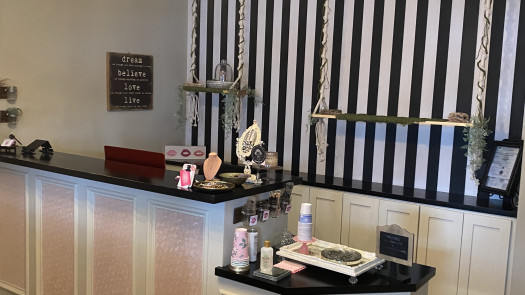 Skincare Business Salon For Sale/ Estheticians