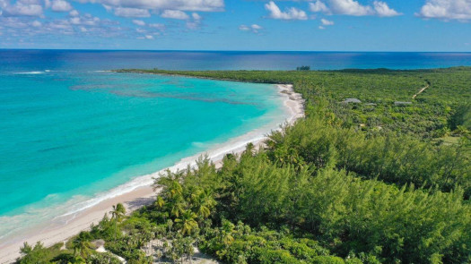 Luxury Beach Front Development in The Bahamas