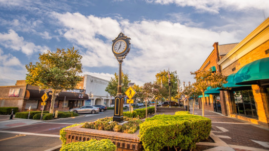 Lake Elsinore CA Decades-Old Chiropractic Practice