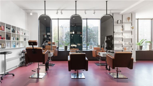 Fully Equipped Beauty Salon for Sale