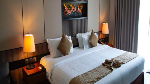 Well-Established Inn with 120+ Rooms