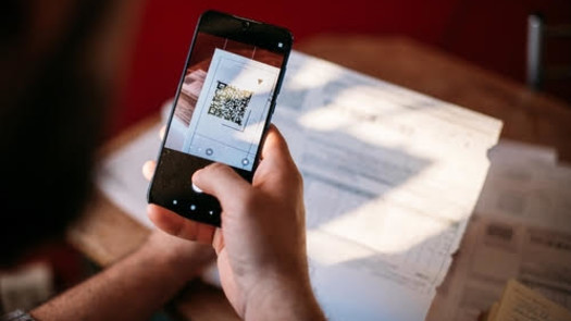 Top iOS QR Code Reader App With 7 Years Of History