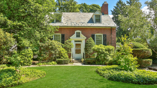 Own a Rewarding Estate Sale Business