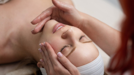 Elegant Skin and Beauty Clinic For Sale