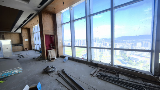 Hotel in Shenzhen for Sale at Low Price