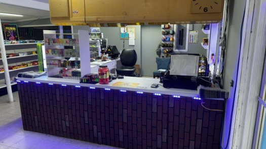 C-Store with Property in Eastman, GA