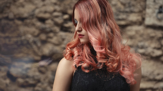 Deluxe Hair and Nail Beauty Salon