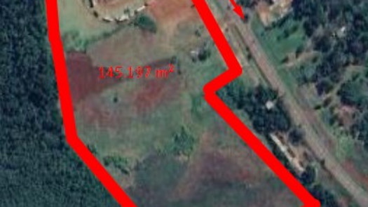 Land in Foz do Iguaçu, the land of Cataratas