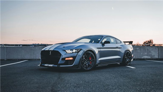 High-Capacity 14+ Bay Auto Repair Shop