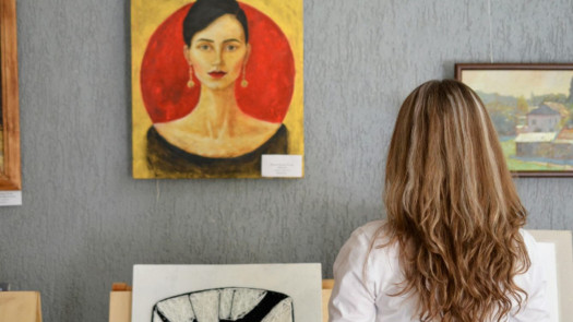 Distress Sale: Art Gallery in Historic Downtown Charleston