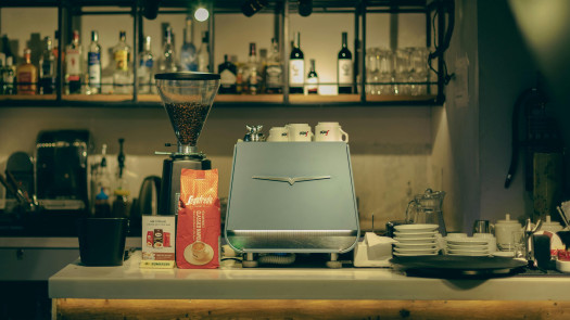 Manhattan Café and Cocktail Concept – Full Liquor