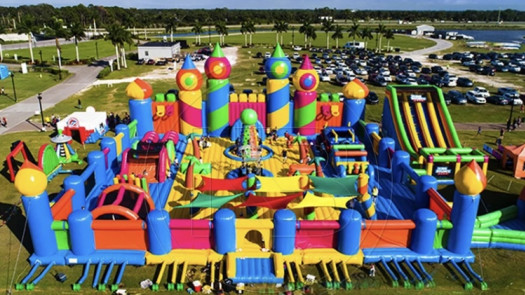World’s Largest Inflatable Bounce House & Obstacle