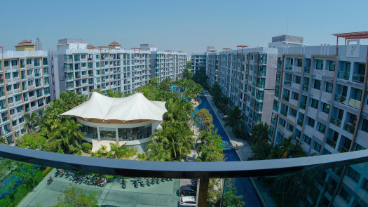 Dusit Grand Park Condominium