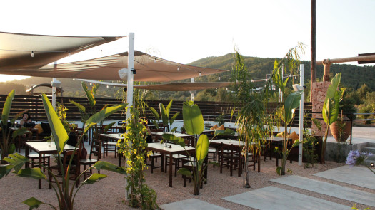 Restaurant 150 Pax + 2 Bedroom House With Pool