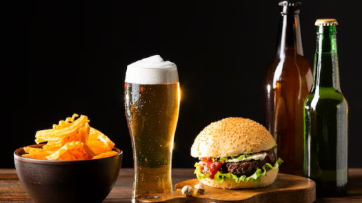 Standalone Tacoma Neighborhood Bar w/ Real Estate