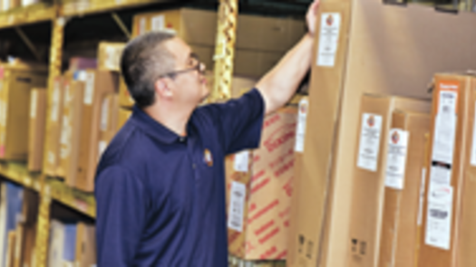 High Tech B2B Automotive Parts Distribution Center