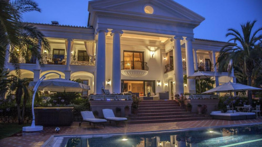 Stunning 5 Bedroom Villa, Marbella