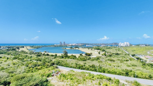 4Br Penthouse — Maho Reef — Sint Maarten