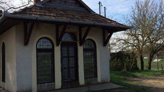 Excellent Location Hunting And Wine Region