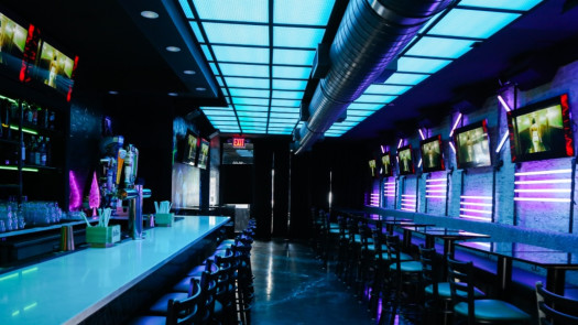 Turnkey Bar for Sale - Prime Location