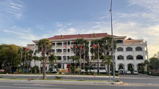 Five Star Tropical Resort