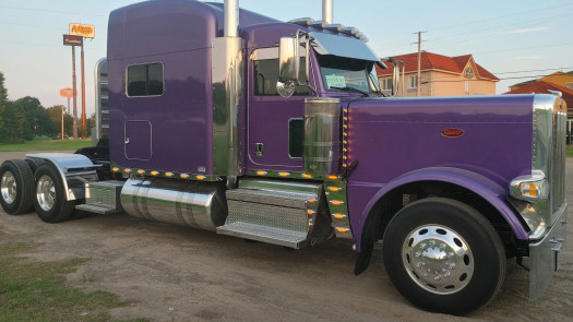 Flatbed Trucking Company