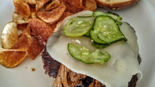 Established Restaurant in Prime Shopping Center