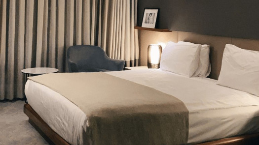 3 Acres Prominent Brand, Great Cash Flow 88-Room