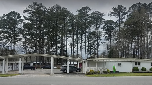 Motel and Manager's Apartment in Butler, AL