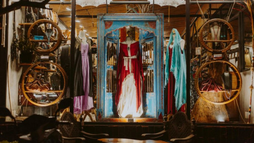 Vintage Clothing Store