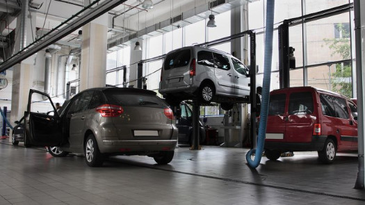 Auto Repair & Transmission Shop - 6 Bays