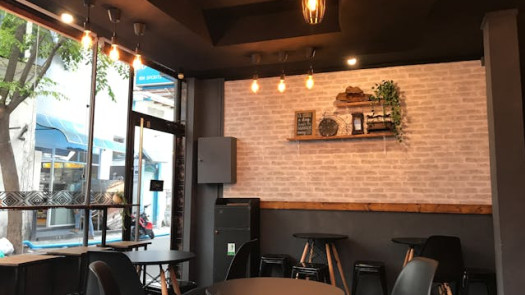 Specialty Restaurants