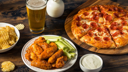 Pizza-Wing Restaurant with Full Service Sports Bar