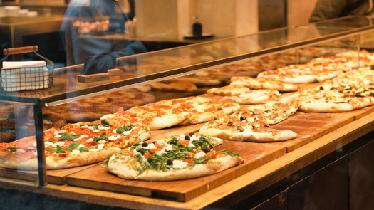 Community-Favorite Pizzeria – Consistent Sales & Growth