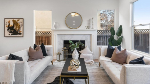 Profitable, Turnkey Real Estate Staging Business