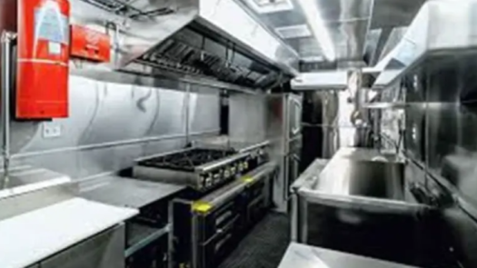 Manufacturing customs Mobil truck