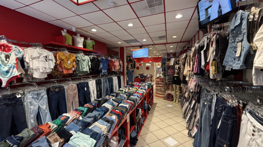 Highly Profitable Clothing Store in Lively Area