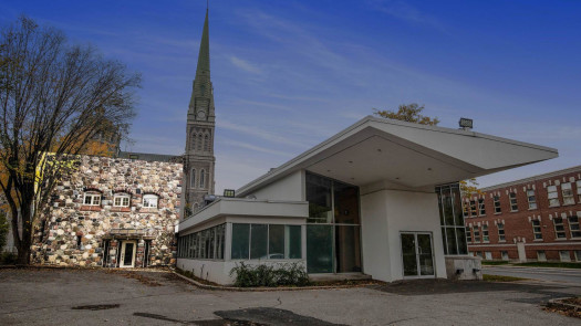 2,875 Sqft Office In A Centennial Building