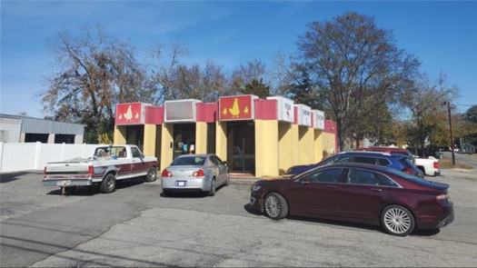 Restaurant with Property in Dublin, GA