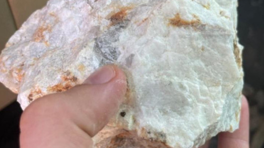 Lithium Ore­­­­­