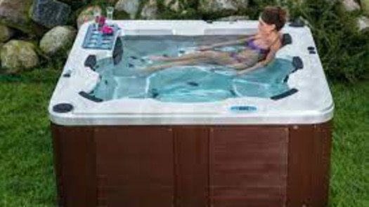 Complete Whirlpool Spa Baths and Boat Factory